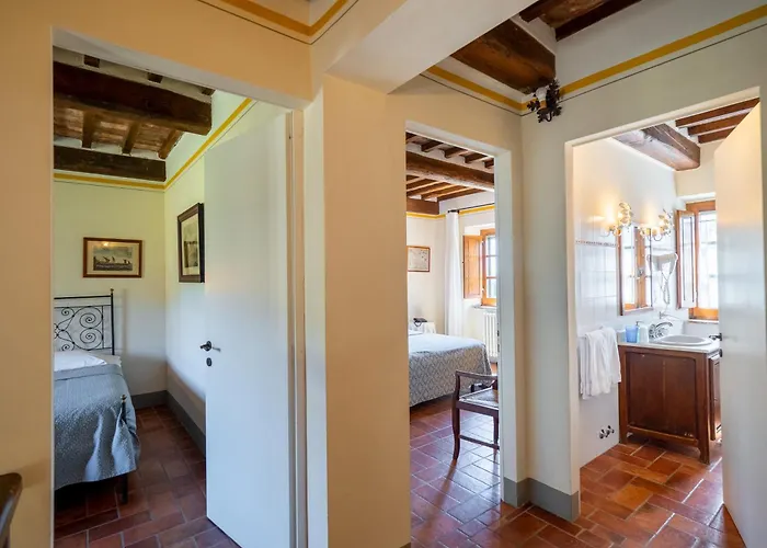 Borgo San Pietro 4*