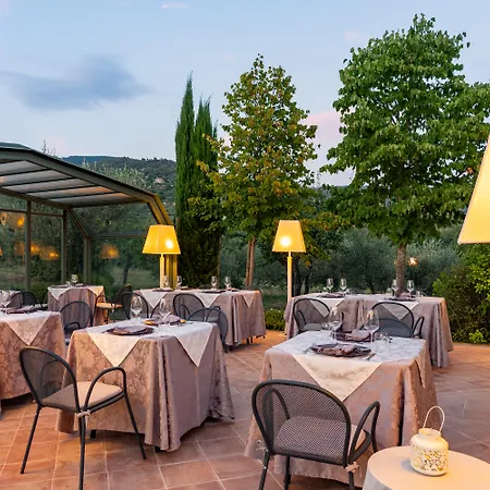Otel Borgo San Pietro